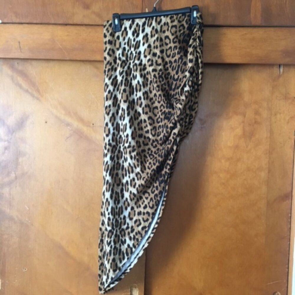 Leopard Print Asymmetrical Skirt